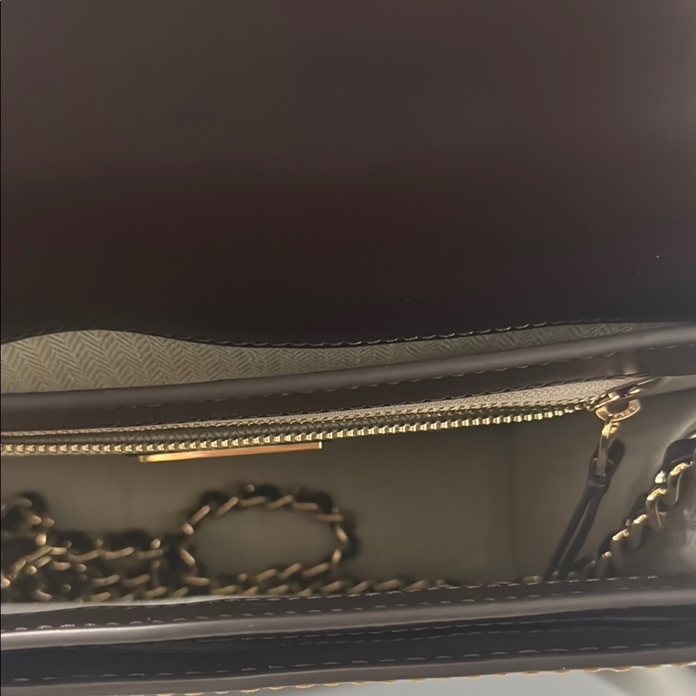 Tory Burch Brown Shoulder Bag with Gold Hardware - Picture 6 of 9